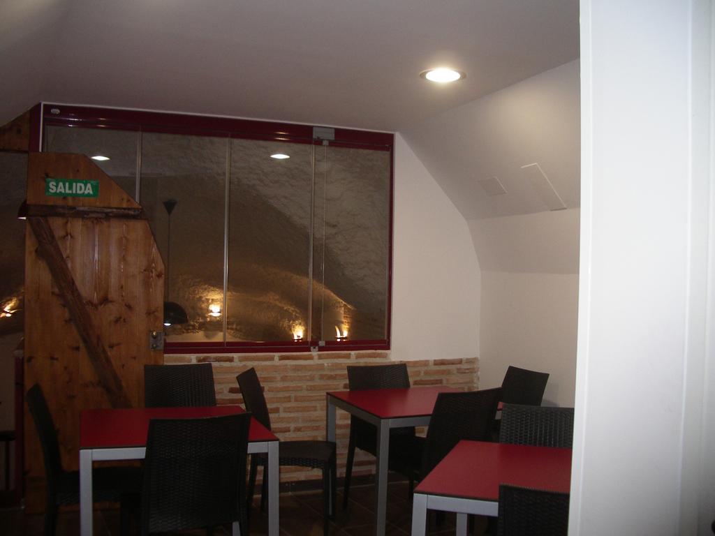Hostel El Castillo Aninon Exterior foto