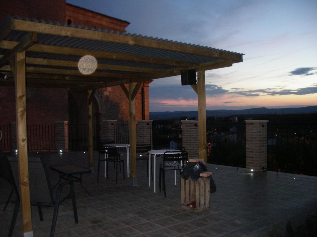 Hostel El Castillo Aninon Exterior foto